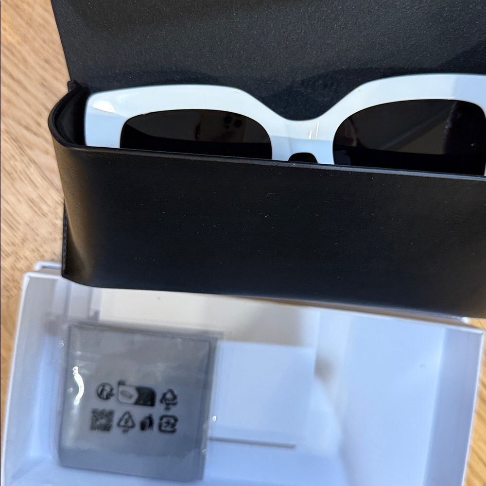 Dior VeryDior S1I 54mm Square Sunglasses - Picture 13 of 13